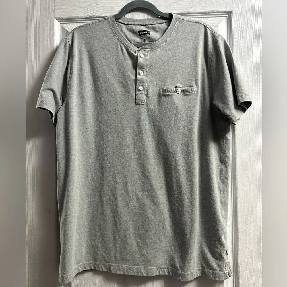 Levi’s Men’s Henley Shirt XL